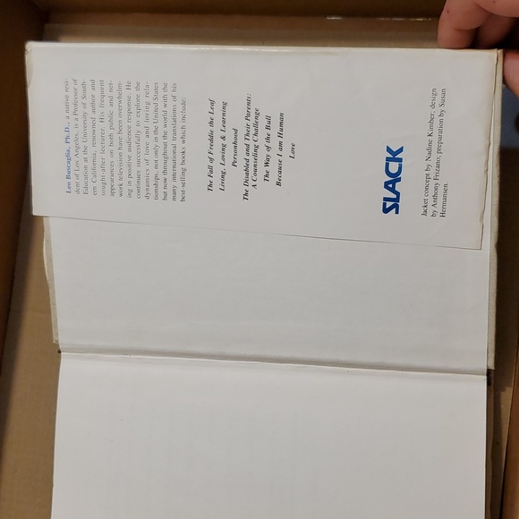 ❤️ Loving Each Other: The Challenge of Human RelationshipsLeo F. Buscaglia 📚 - Picture 5 of 13